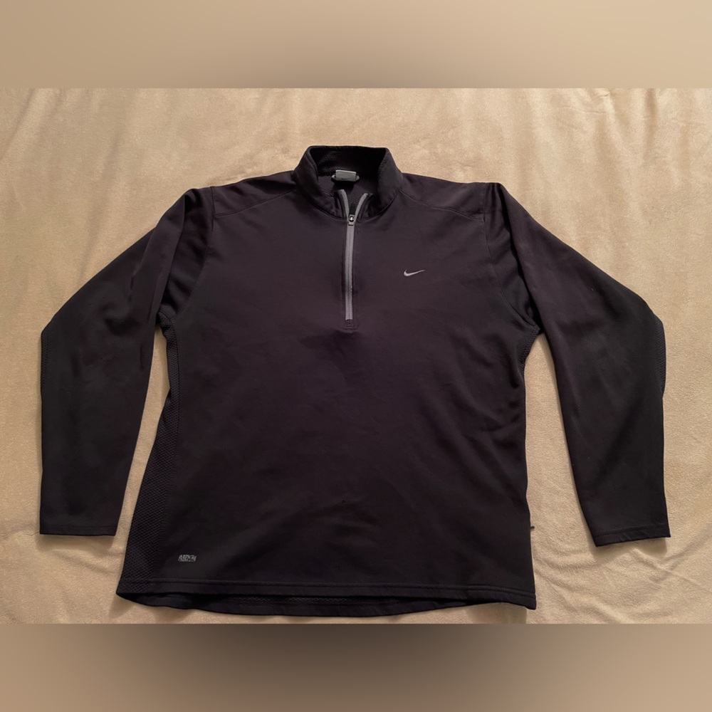 Black Nike sweatshirt